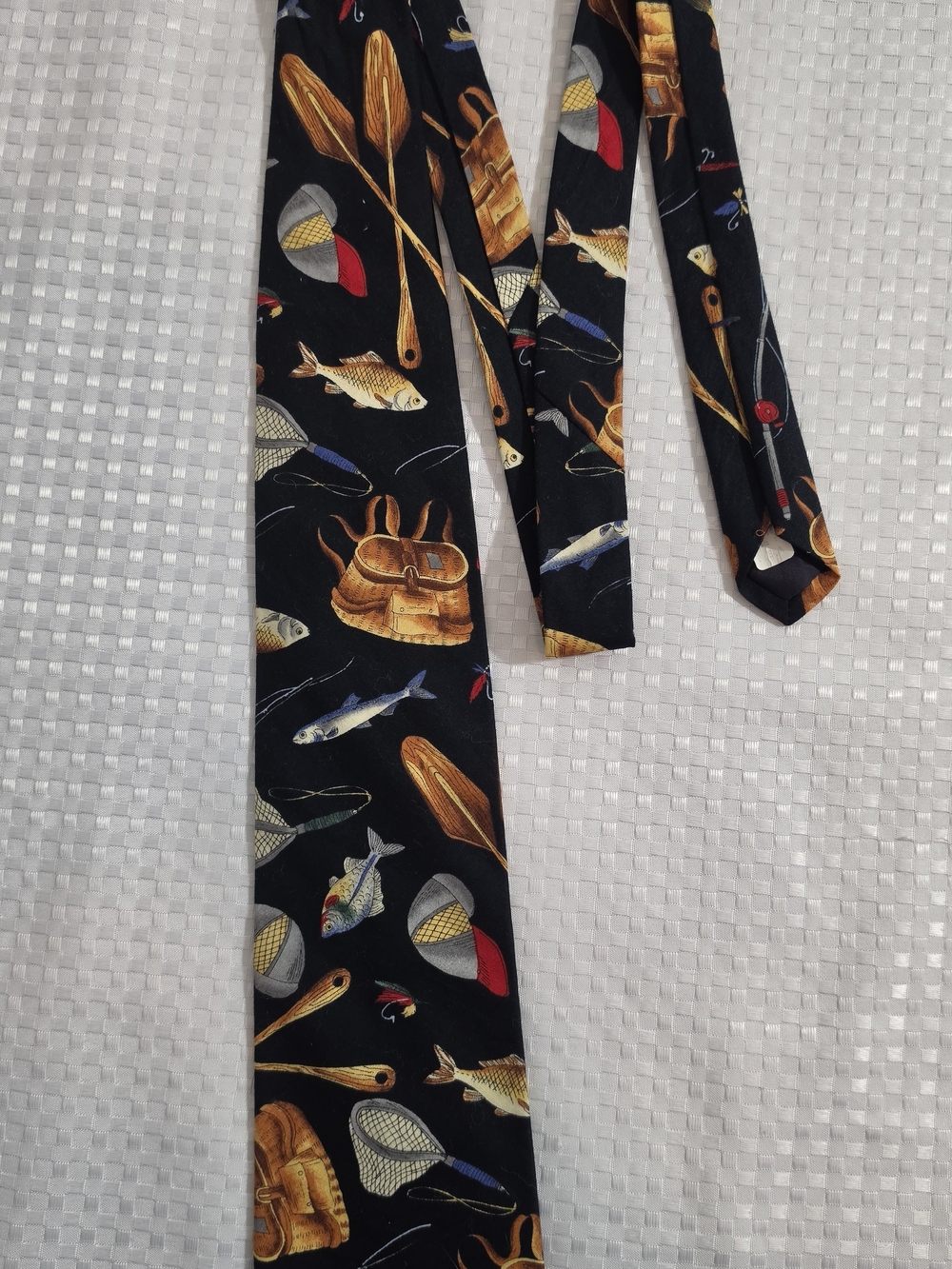 Vintage Ruff Hewn Mens Tie 100% Cotton Made In USA Novelty Fly Fishing Tackle
